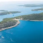 Sea View Bellora By Vellaris, Luxury Mobile Camping