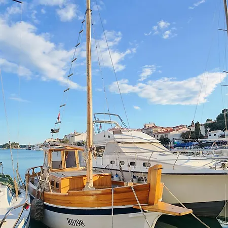 Sea View Bellora By Vellaris, Luxury Mobile Parque de Campismo Mali Lošinj