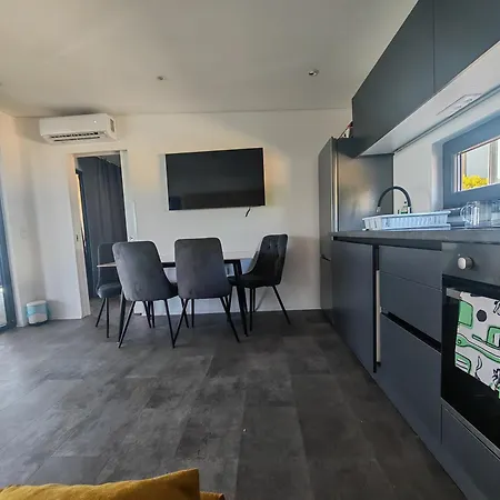 Sea View Bellora By Vellaris, Luxury Mobile Parque de Campismo Mali Lošinj