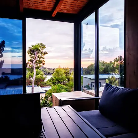 Camping Sea View Bellora By Vellaris, Luxury Mobile Mali Lošinj