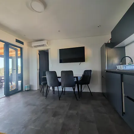 Campingplads Sea View Bellora By Vellaris, Luxury Mobile Mali Lošinj